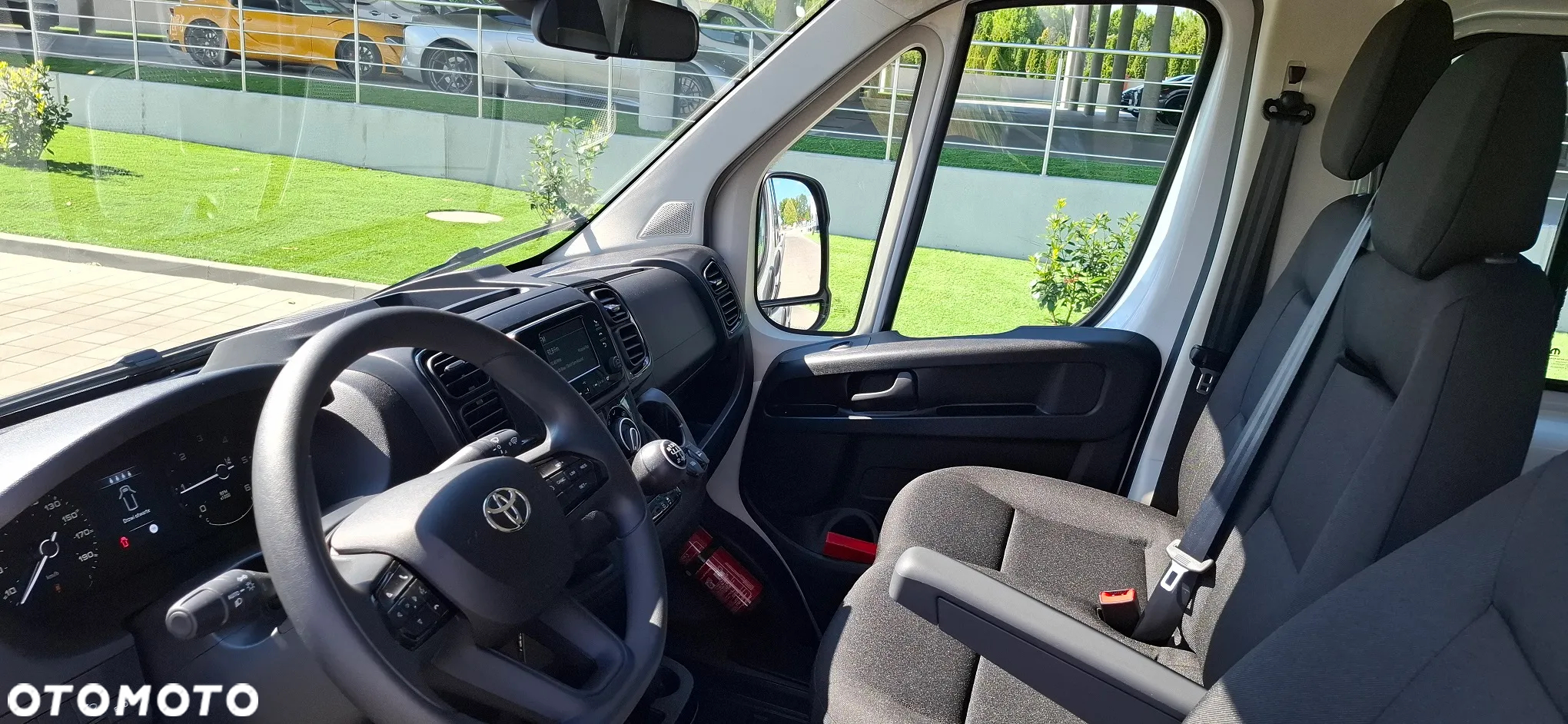 Toyota Proace MAX - 12