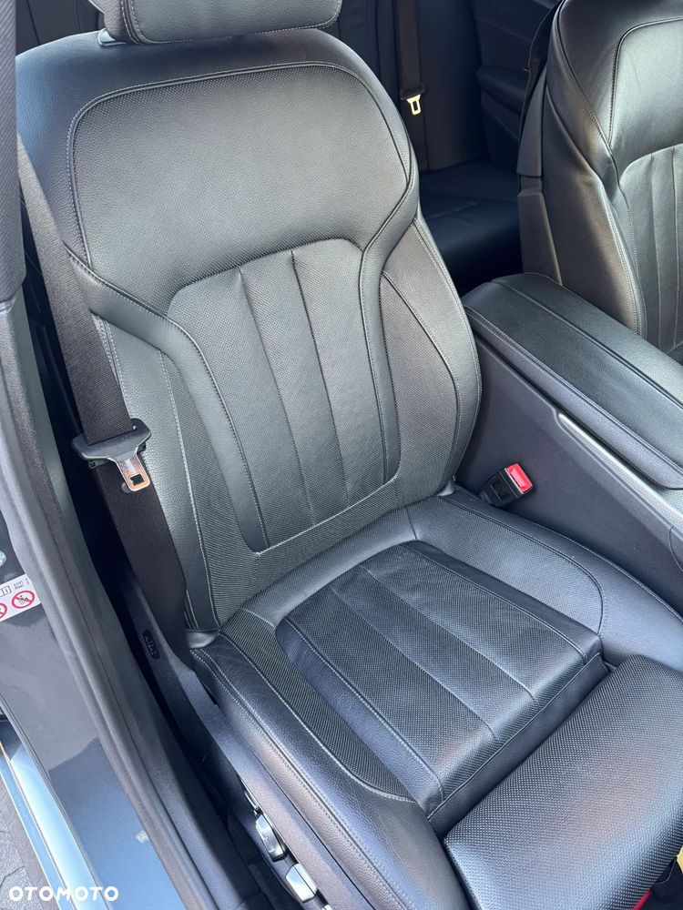 BMW Seria 5 520d xDrive M Sport sport - 37