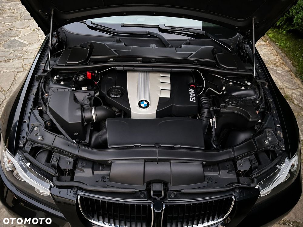 BMW Seria 3 - 16