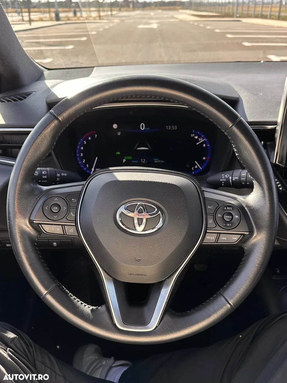 Toyota Corolla 1.8 Hybrid Touring Sports Club - 3