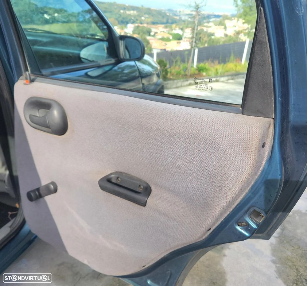 Opel Corsa 1.5 TD Swing - 17