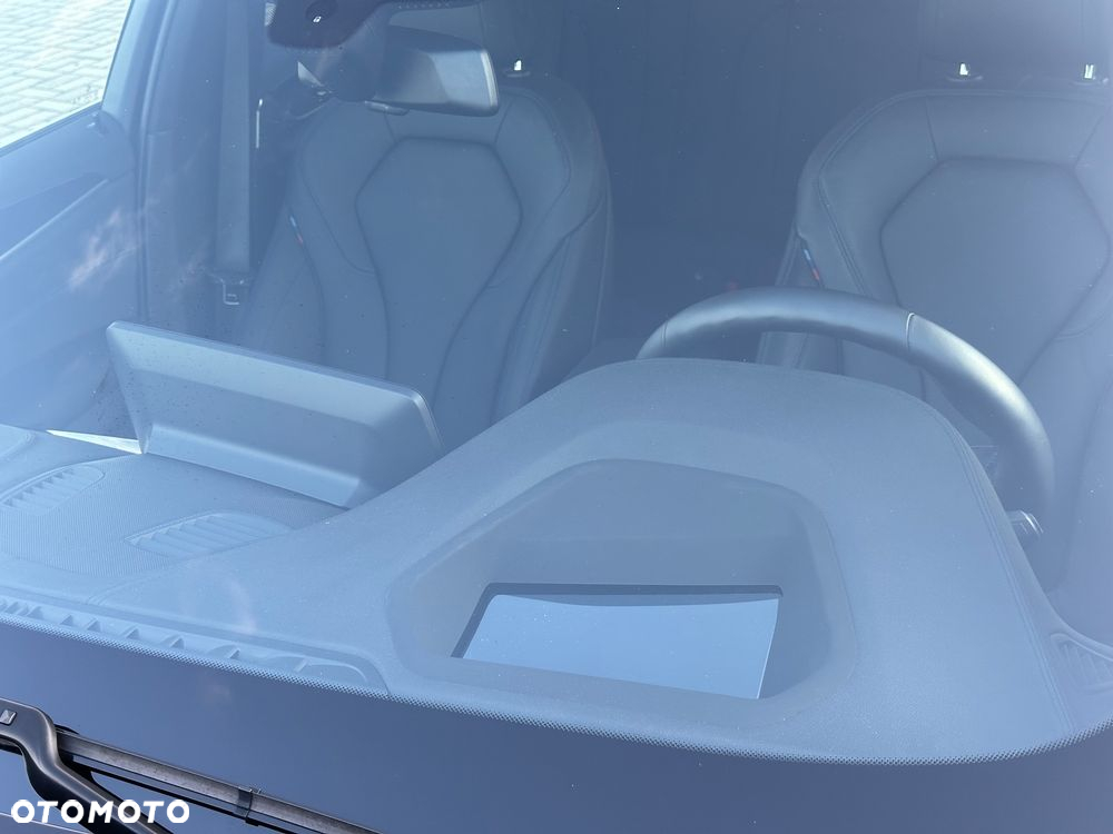 BMW Seria 5 530d xDrive Touring - 28