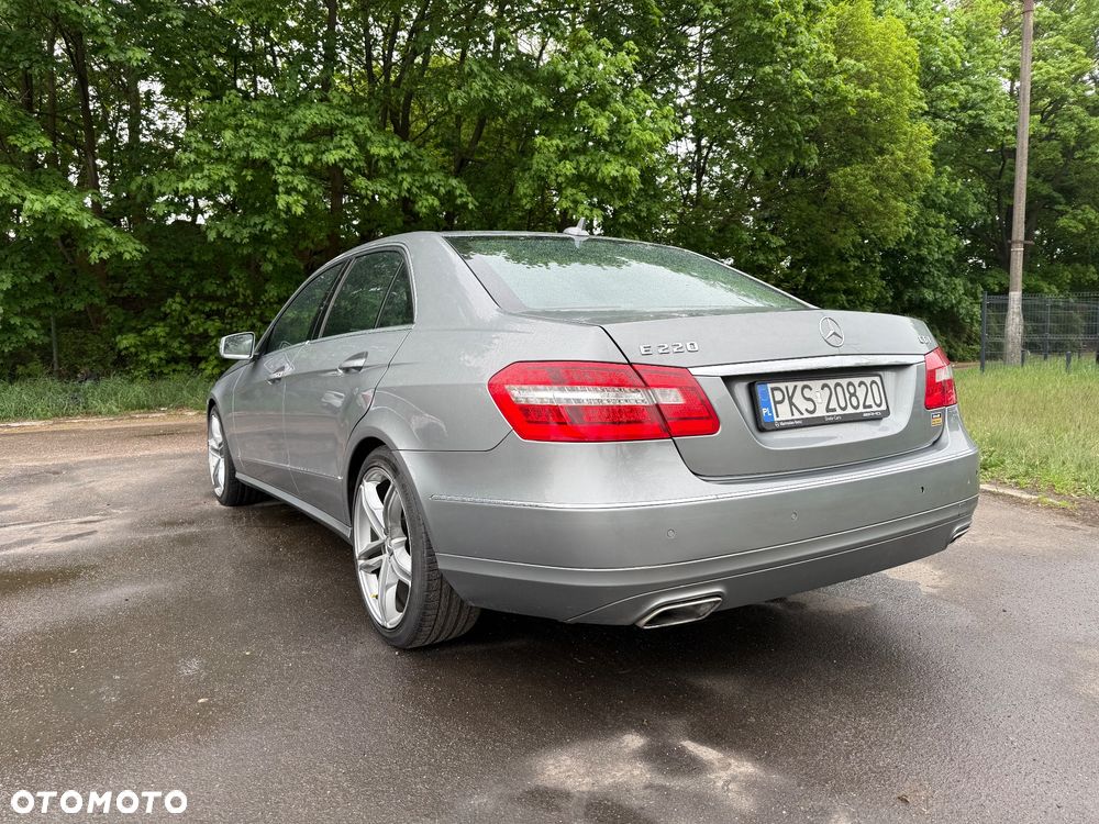 Mercedes-Benz Klasa E 220 BlueTEC 7G-TRONIC Avantgarde - 4