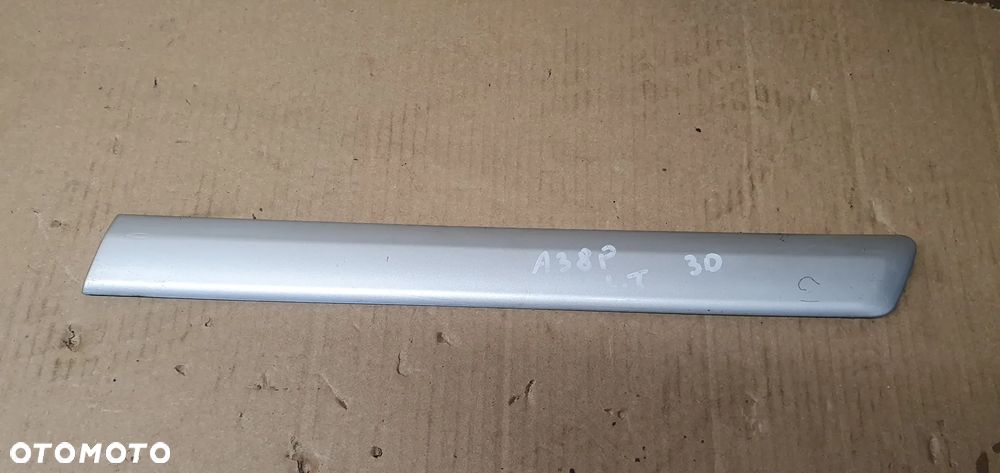 Listwa błotnika lewy tył tylna lewa Audi A3 8P 3D 8P3853983D - 1