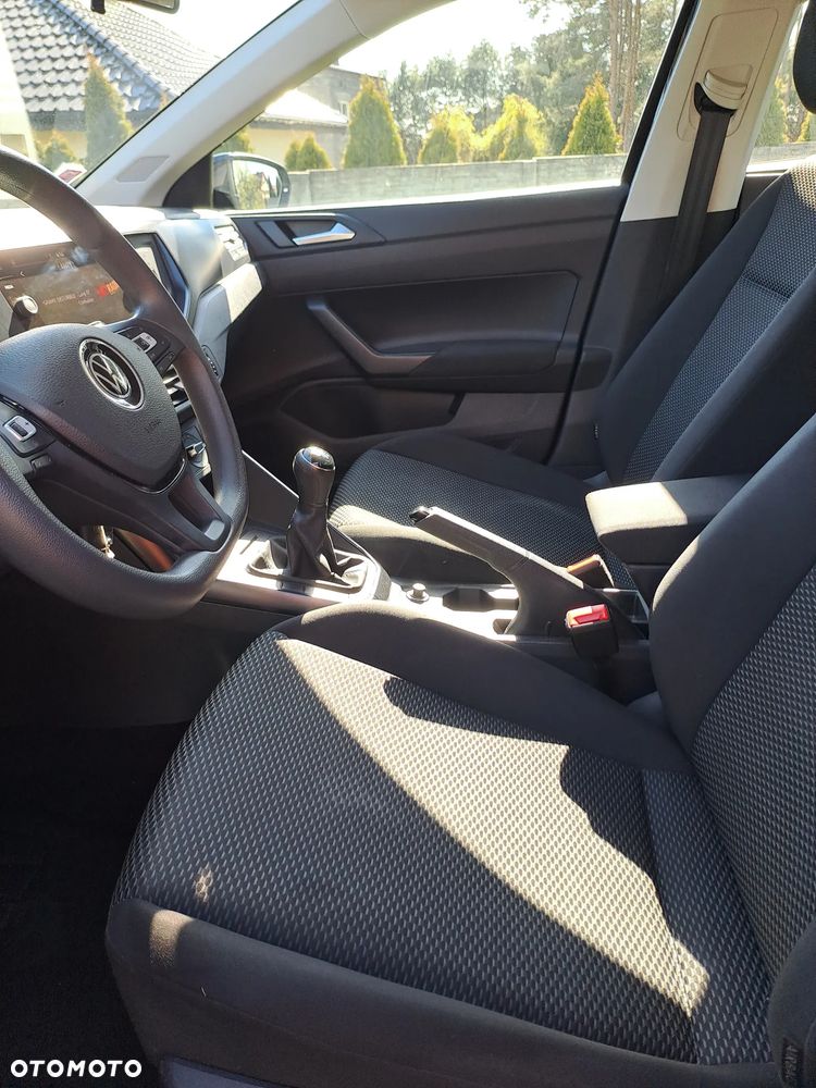 Volkswagen Polo 1.0 ACTIVE - 19