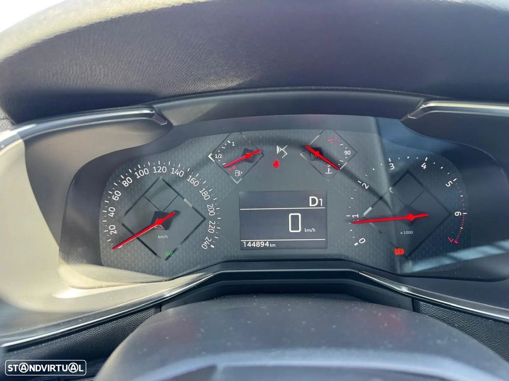 DS DS7 Crossback 1.5 BlueHDi Performance Line EAT8 - 37