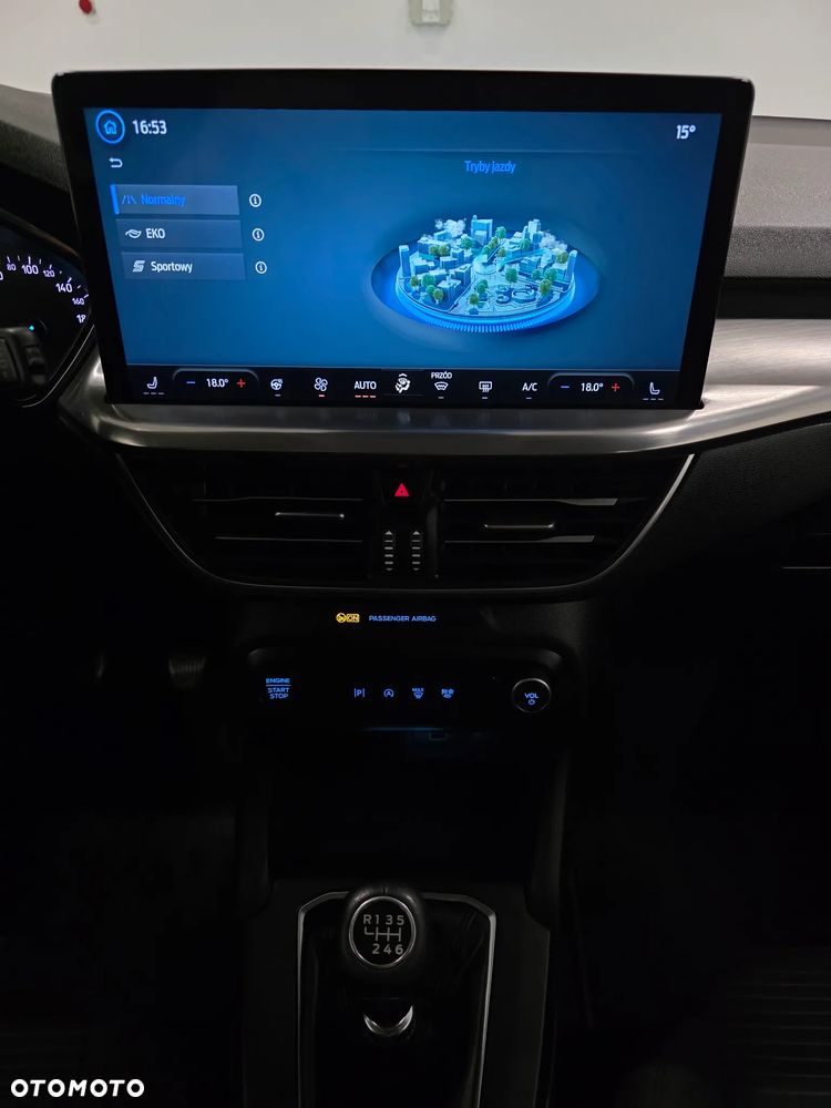 Ford Focus 1.5 EcoBlue Titanium X - 13