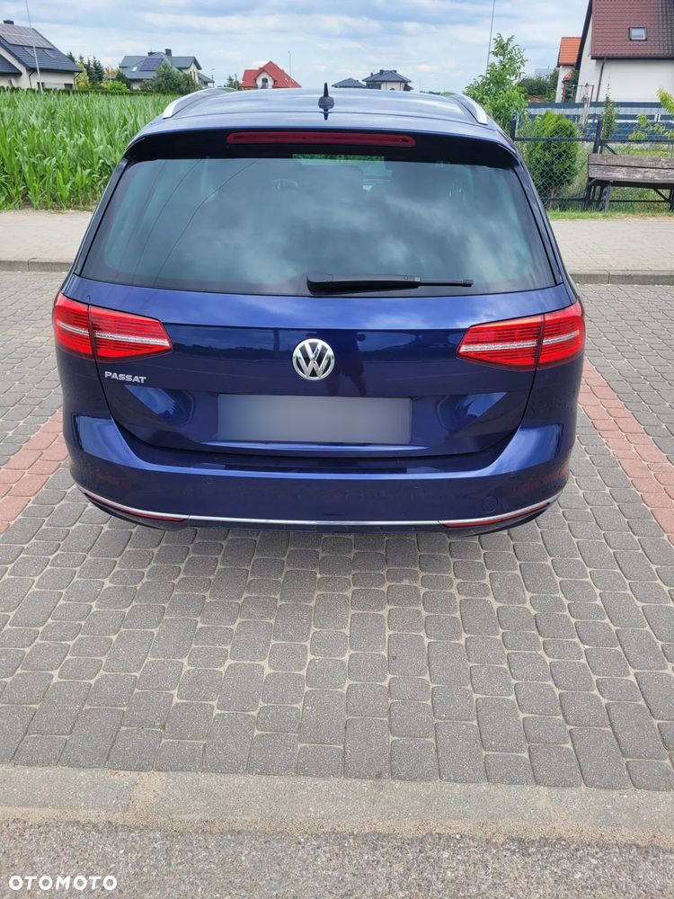 Volkswagen Passat 2.0 TDI SCR Highline - 3