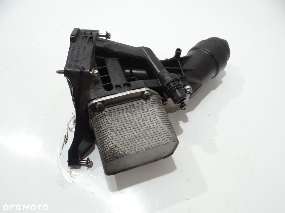 PODSTAWA FILTRA OLEJU CHŁODNICZKA BMW F10 LCI B47D20A 7236130 - 2