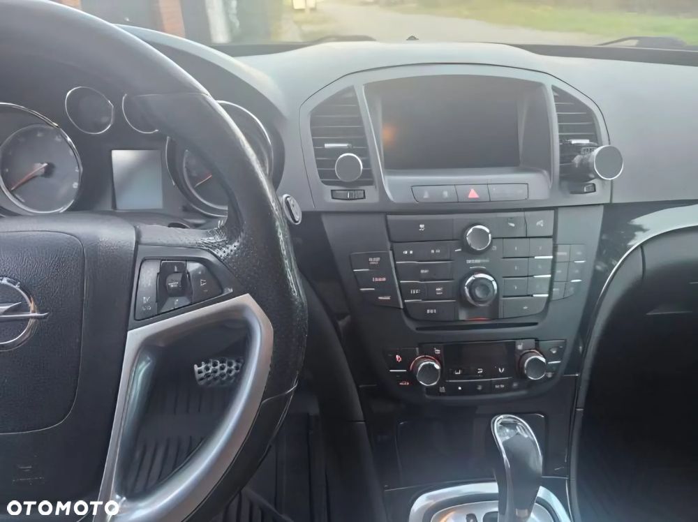 Opel Insignia 2.0 Turbo Sport - 10