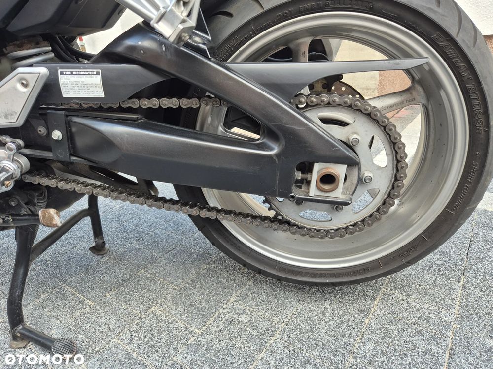 Yamaha FZ - 25
