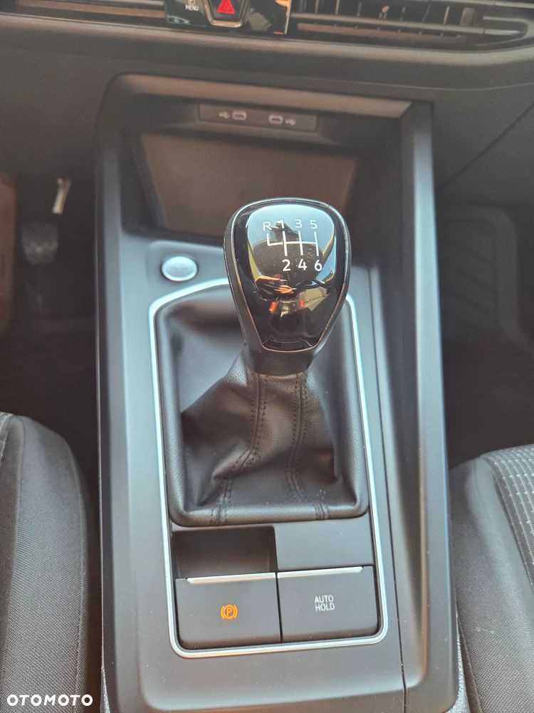 Volkswagen Golf 1.0 TSI Life - 30