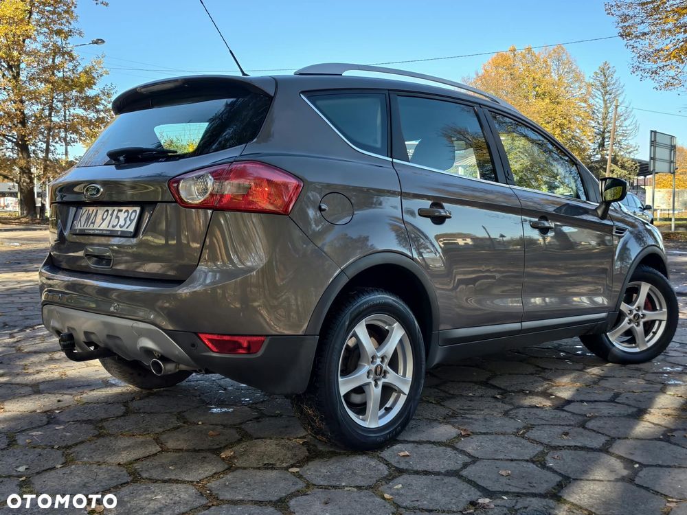 Ford Kuga - 8