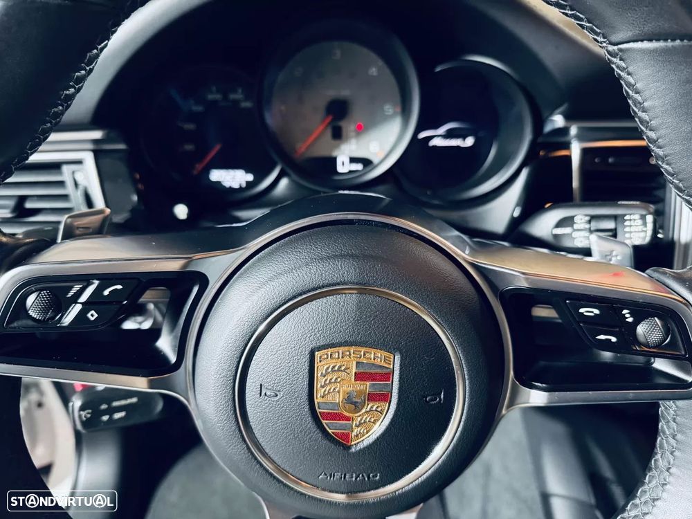 Porsche Macan S - 24