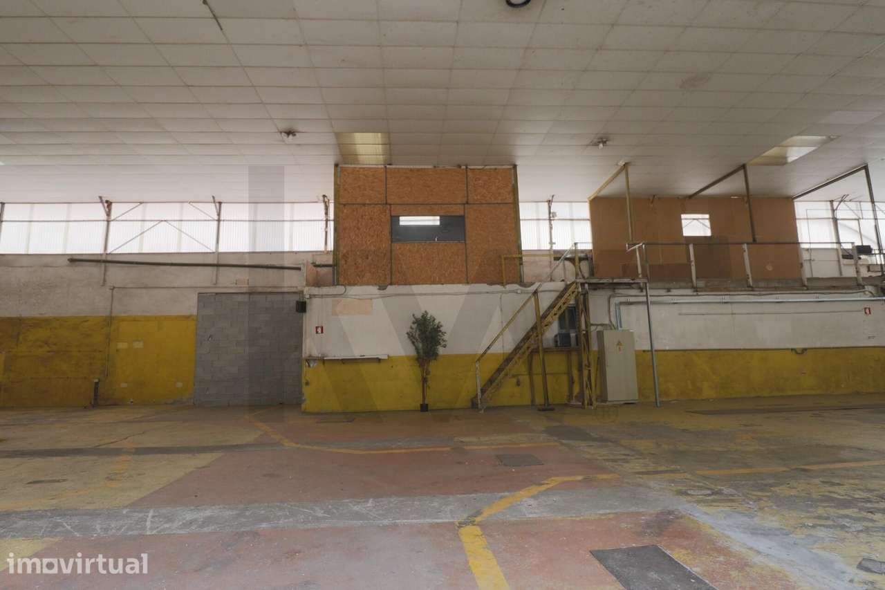 ARMAZEM PARA RENDA COM EXCELENTE LOCALIZAÇAO - Grande imagem: 2/16