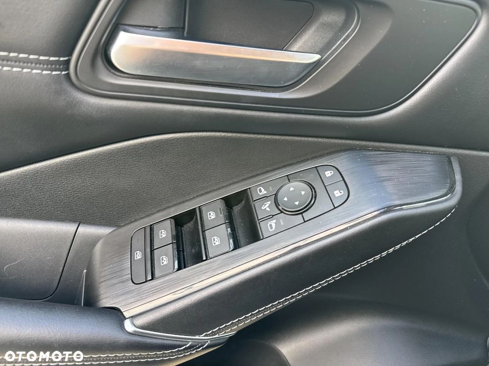 Nissan Qashqai 1.3 DIG-T mHEV N-Connecta - 25
