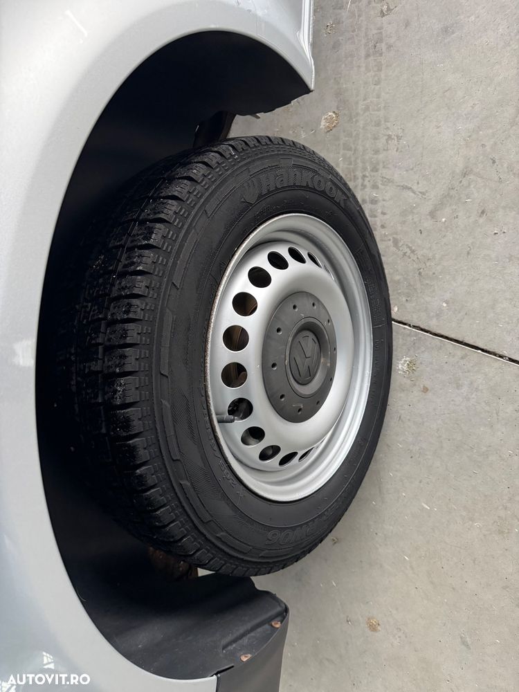 Volkswagen Caravelle - 32