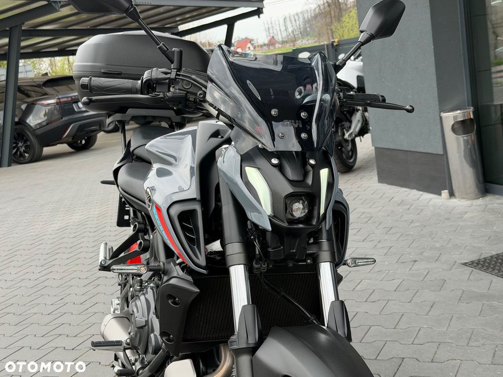 Yamaha MT - 28
