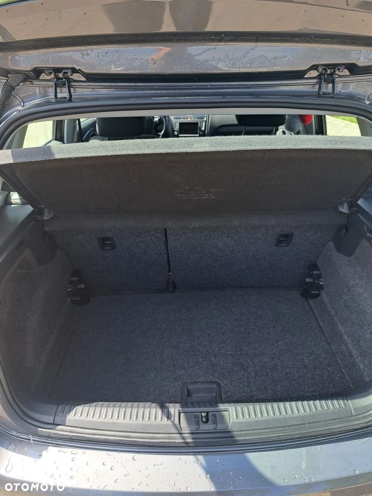 Volkswagen Polo 1.4 TDI Comfortline - 6