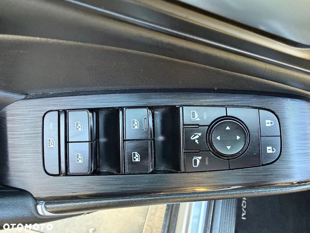 Nissan Qashqai 1.3 DIG-T N-Connecta EU6d - 27