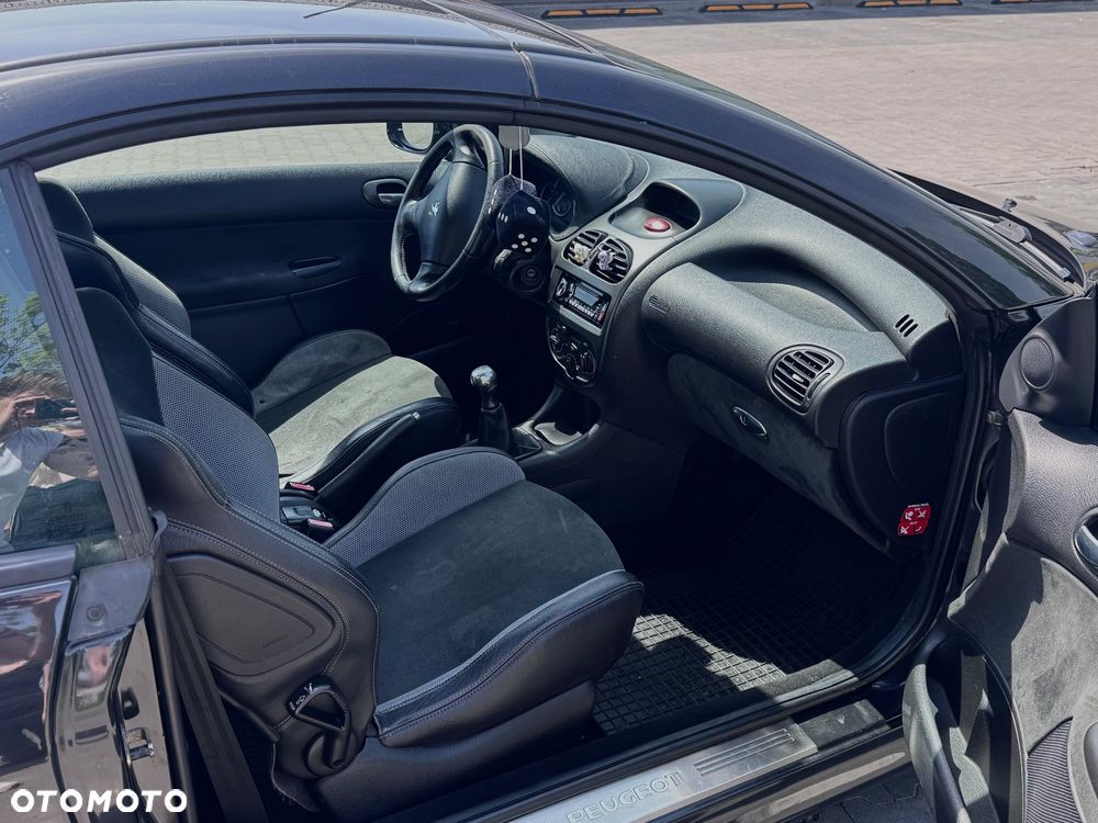 Peugeot 206 - 10