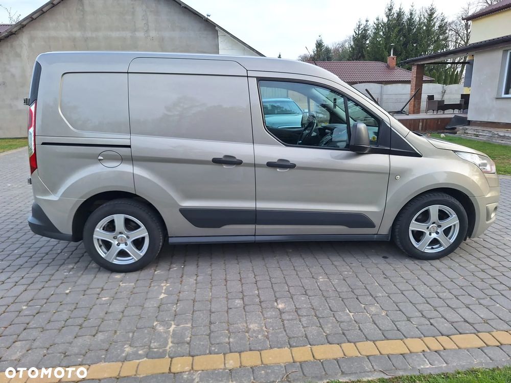 Ford Transit Connect - 8