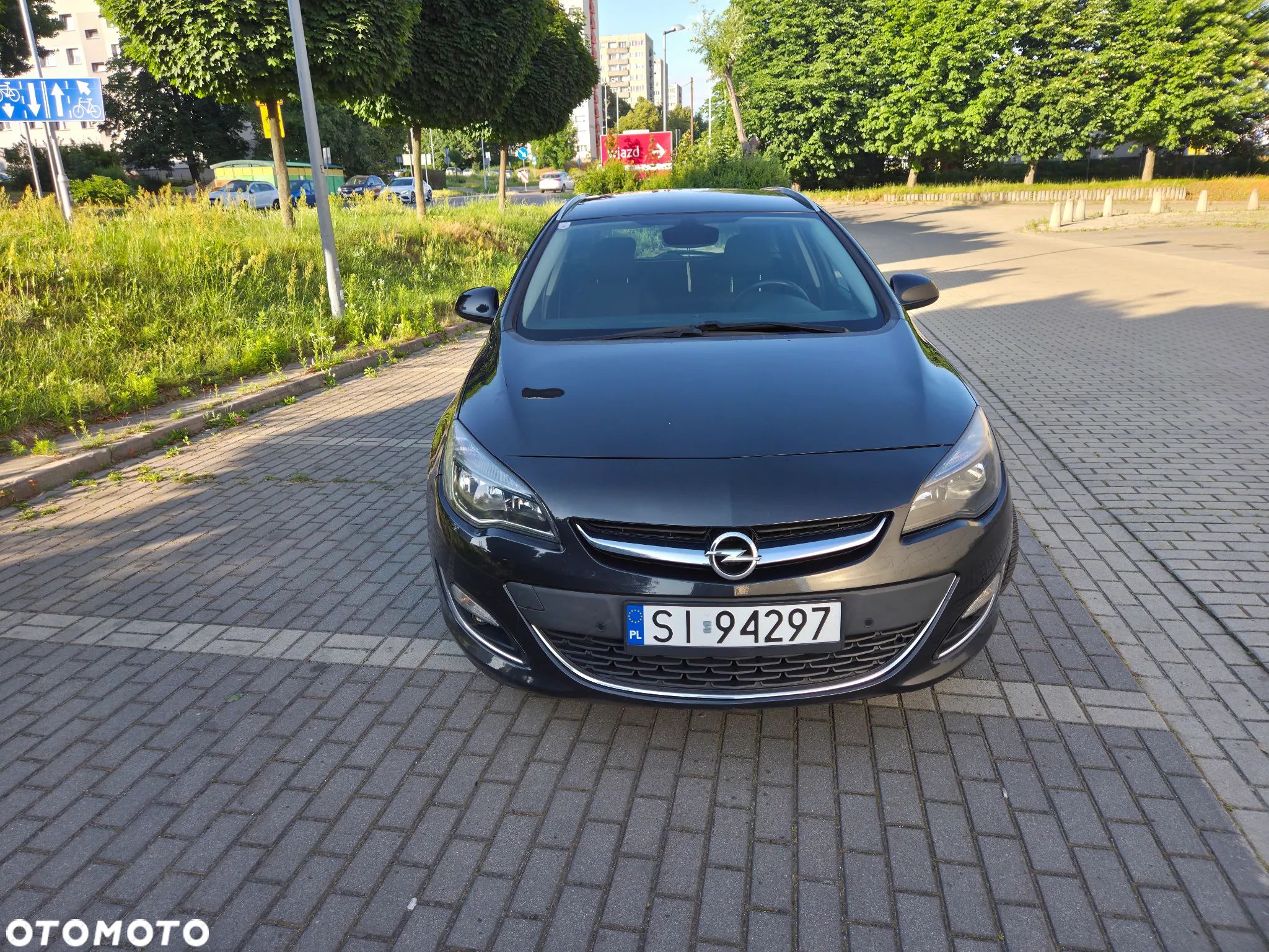 Opel Astra IV 1.4 T Sport - 1