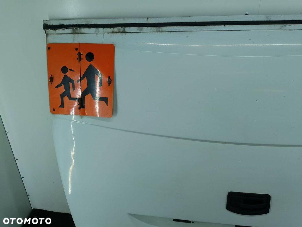 KLAPA BAGAŻNIKA IVECO DAILY Tourus 24 - 11