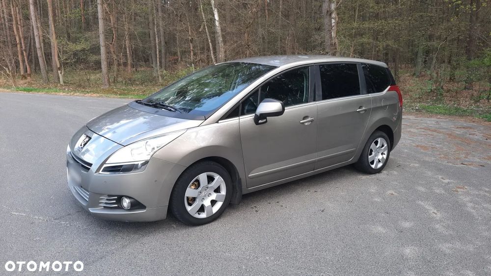 Peugeot 5008 1.6 HDi Trendy - 1