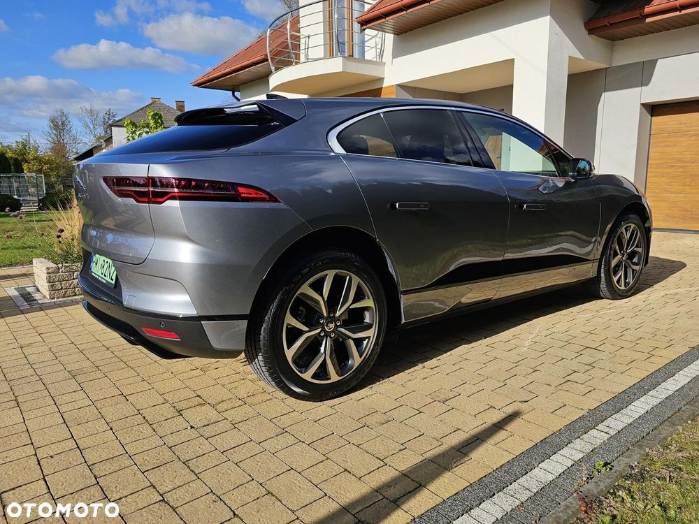 Jaguar I-Pace - 12
