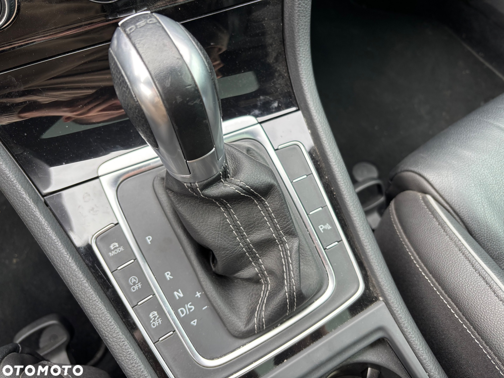 Volkswagen Golf VII 2.0 TDI BMT GTD DSG - 18