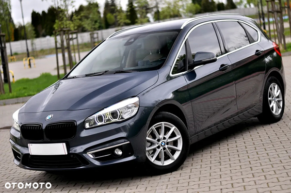 BMW Seria 2 220d xDrive Active Tourer Luxury Line