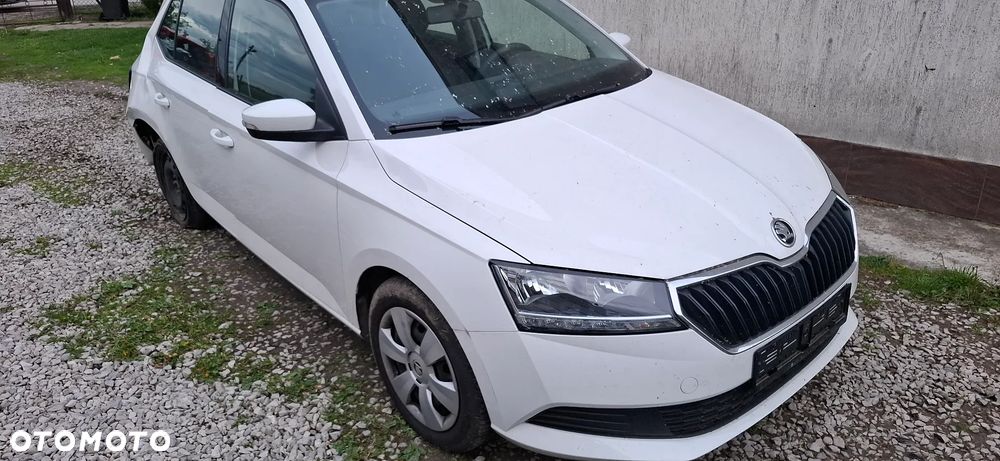 Skoda Fabia - 1