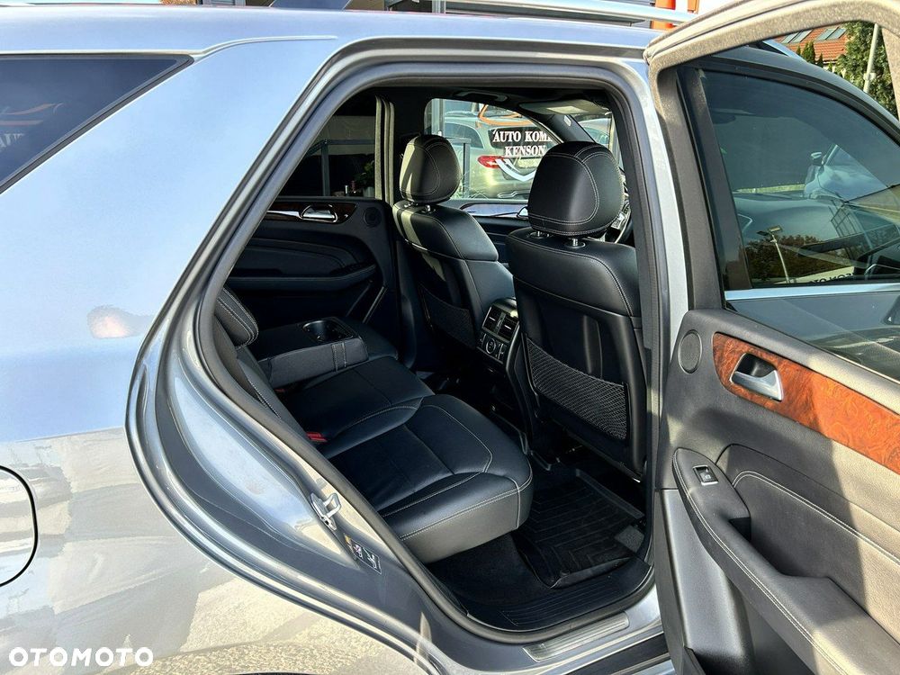 Mercedes-Benz ML - 33