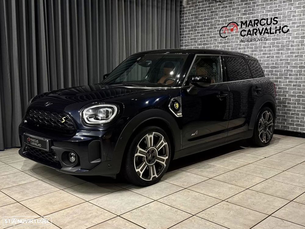 MINI Countryman Cooper SE ALL4 Auto - 1