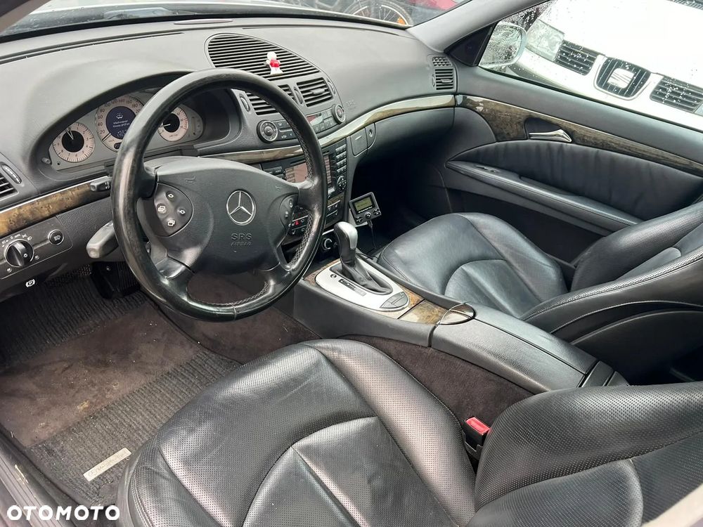 Mercedes-Benz Klasa E 500 4Matic Automatik Avantgarde - 6