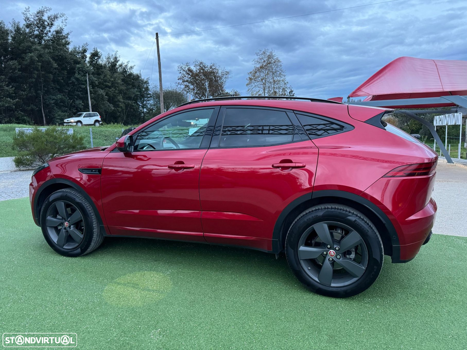 Jaguar E-Pace 2.0 i4D R-Dynamic - 7