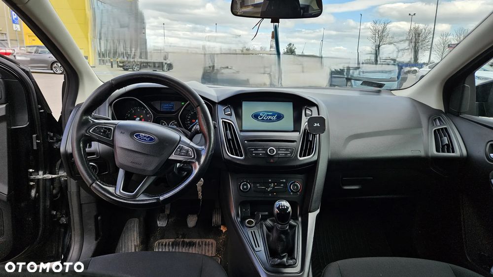 Ford Focus 1.6 Trend - 6