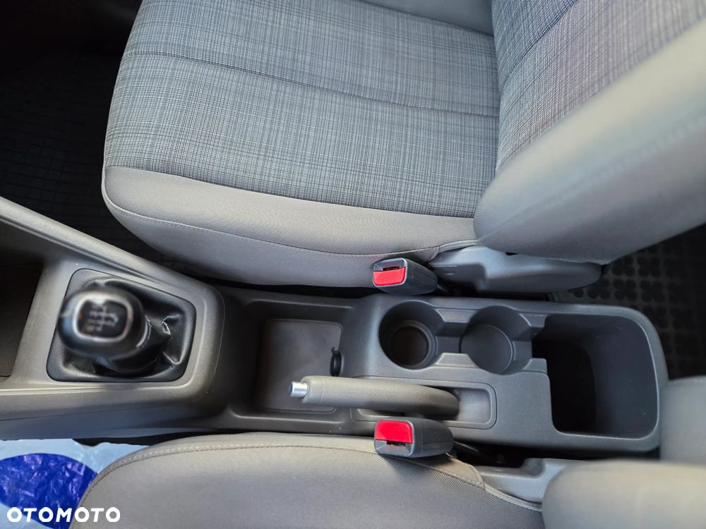 Kia Venga - 7