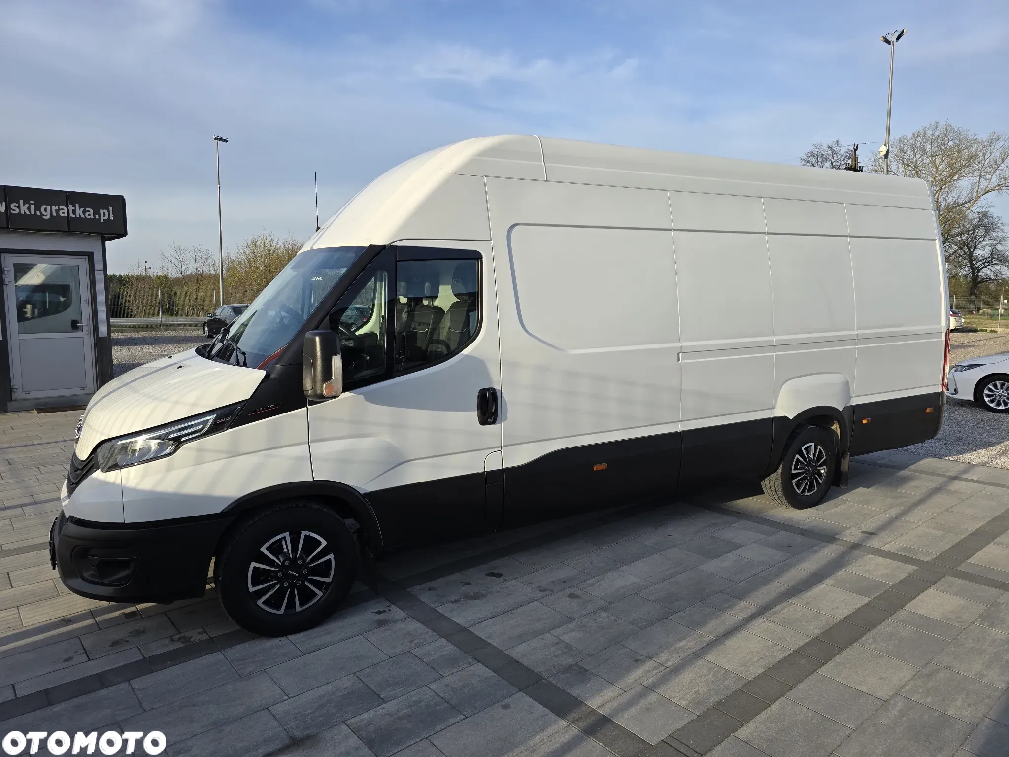 Iveco Daily 35S18  180KM Maxi L4H3 - 11