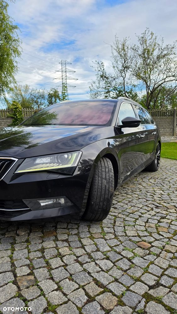 Skoda Superb 2017 photo 2