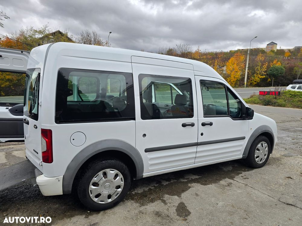 Ford Tourneo Connect - 3