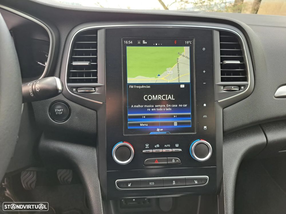 Renault Mégane ENERGY TCe 130 INTENS - 27