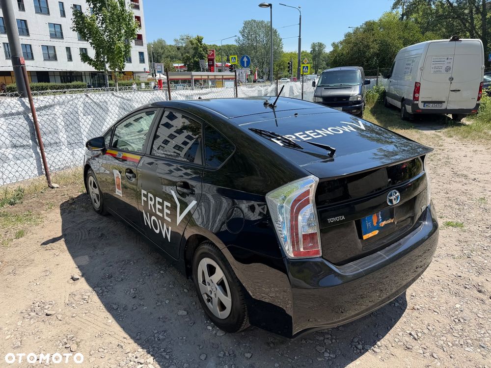 Toyota Prius 1.8 HSD Luna - 6