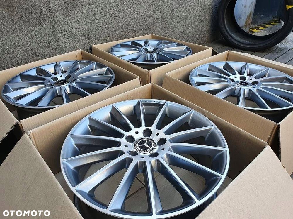 Oryginał felgi 19cali Mercedes AMG Klasa A B CLA A1774011600 - 2