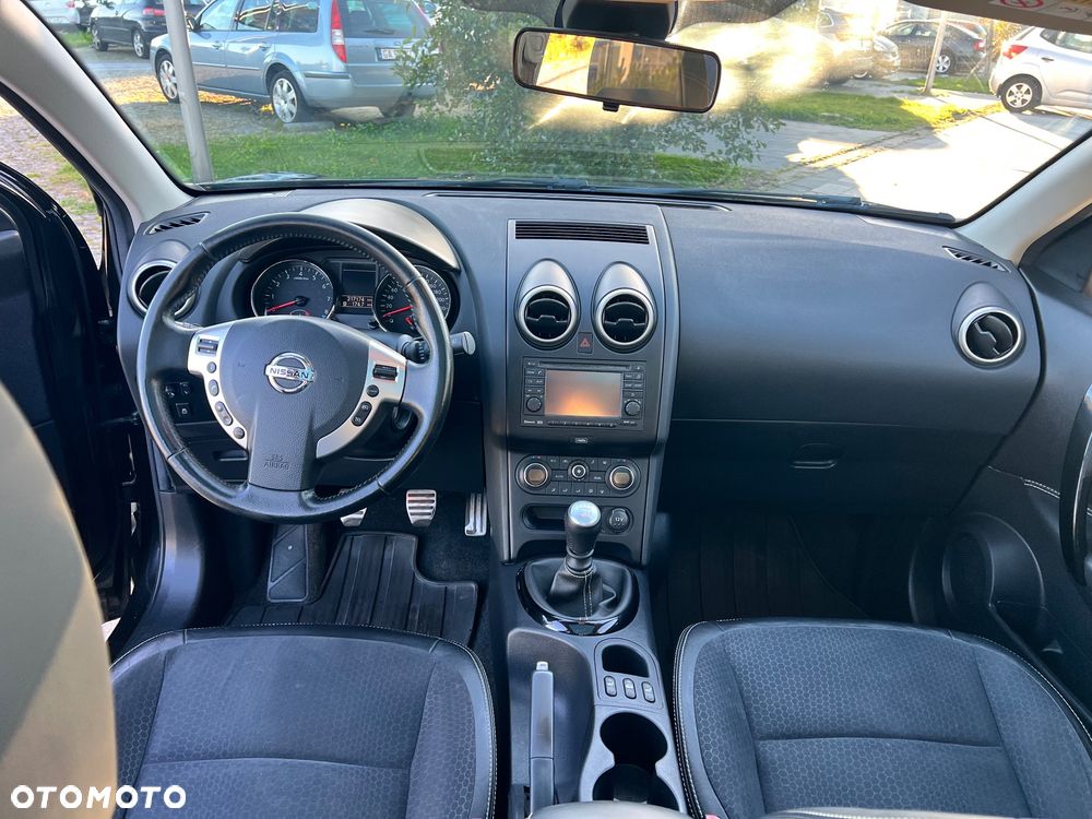 Nissan Qashqai+2 2.0 Tekna - 26