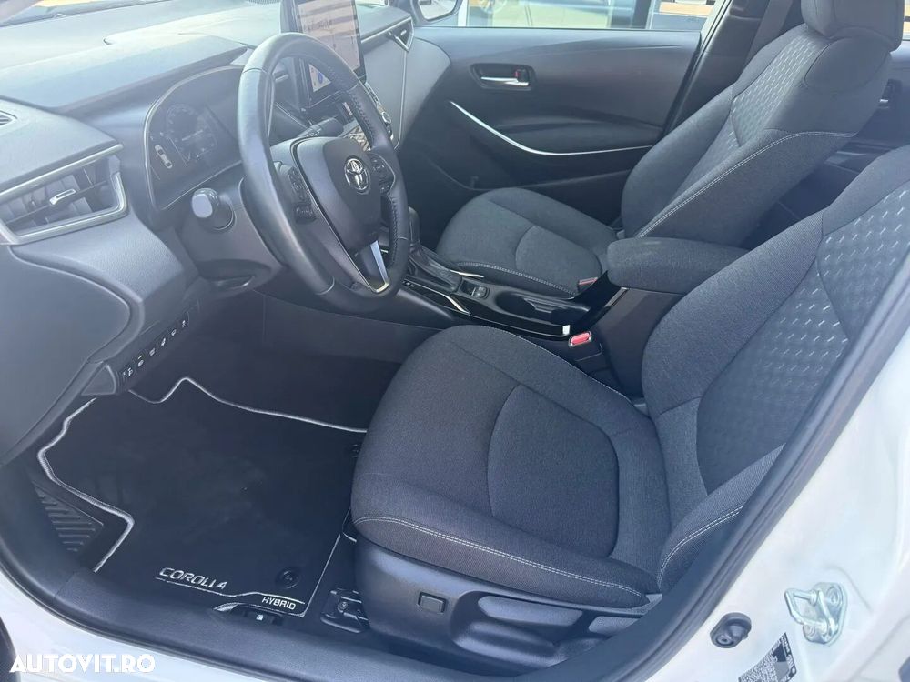 Toyota Corolla - 19