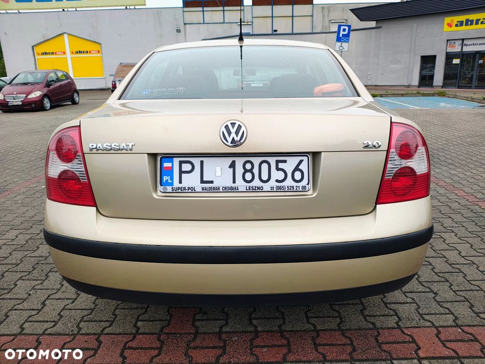Volkswagen Passat 2.0 Comfortline - 6