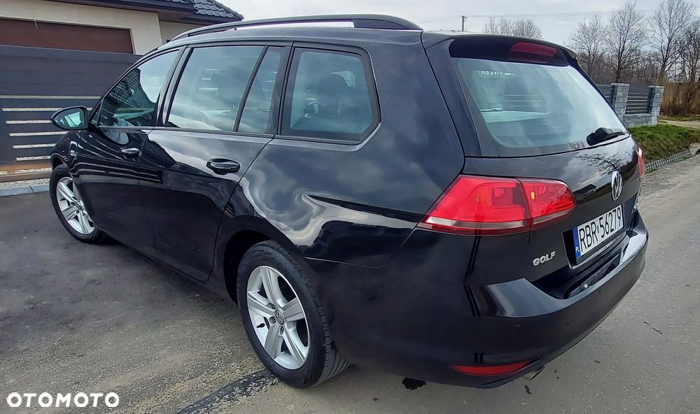 Volkswagen Golf - 13