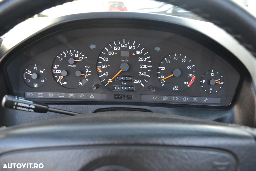 Mercedes-Benz SL - 14